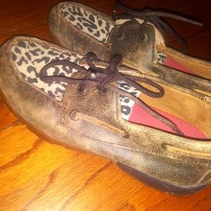 Girls twisted X size 3